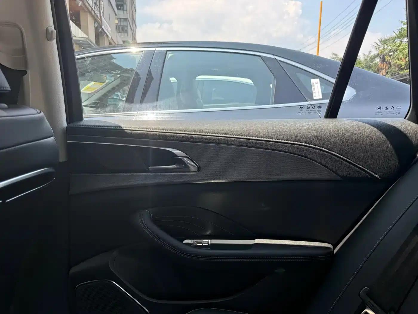 Hongqi H5 2024 1.5T DCT Intelligent Flagship Edition — миниатюра 11