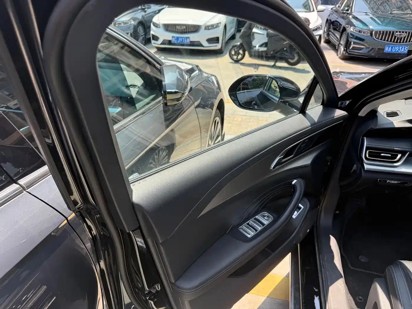Hongqi H5 2024 1.5T DCT Intelligent Flagship Edition — миниатюра 5