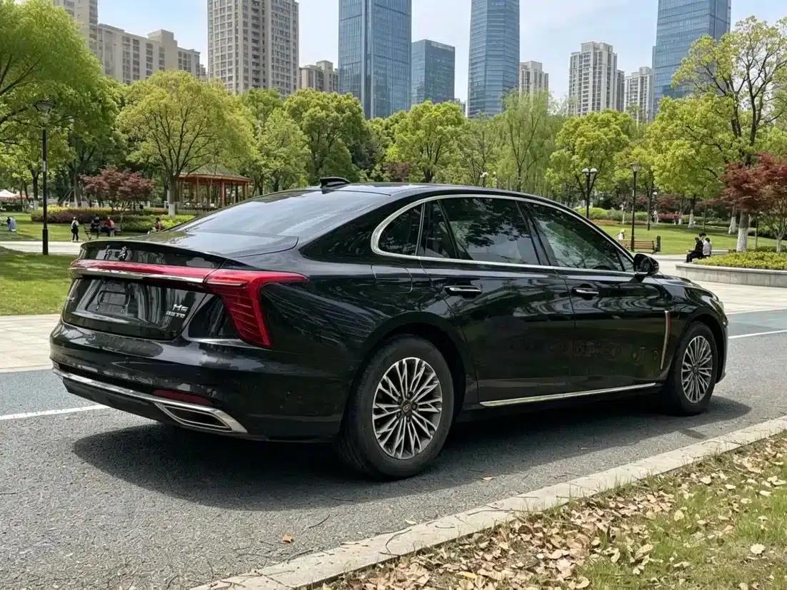 Hongqi H5 2023 2.0T Automatic Intelligent Flagship Edition — миниатюра 5