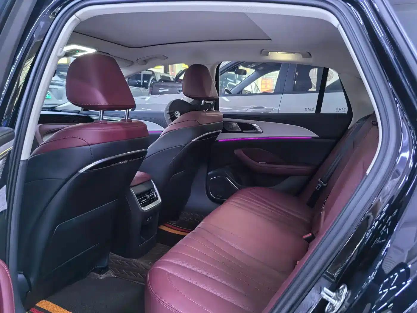 Hongqi H5 2025 2.0T Automatic Flagship Edition — миниатюра 9