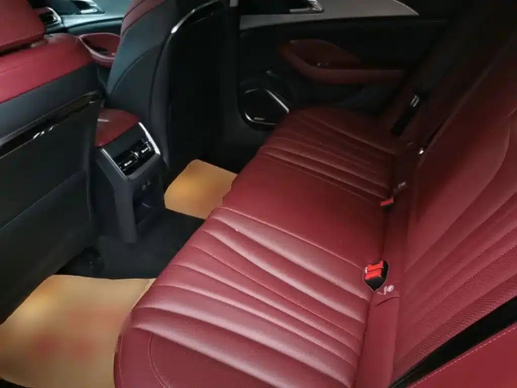 Hongqi H5 2024 2.0T Automatic Intelligent Flagship Edition — миниатюра 17