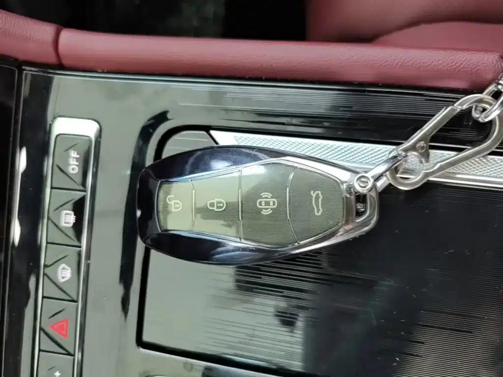 Hongqi H5 2024 1.5T DCT Intelligent Flagship Edition — миниатюра 9