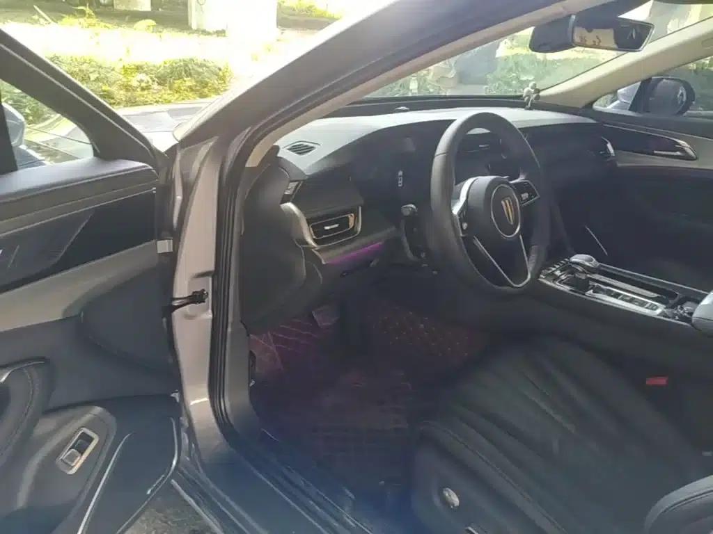 Hongqi H5 2023 2.0T Automatic Intelligent Flagship Edition — миниатюра 16
