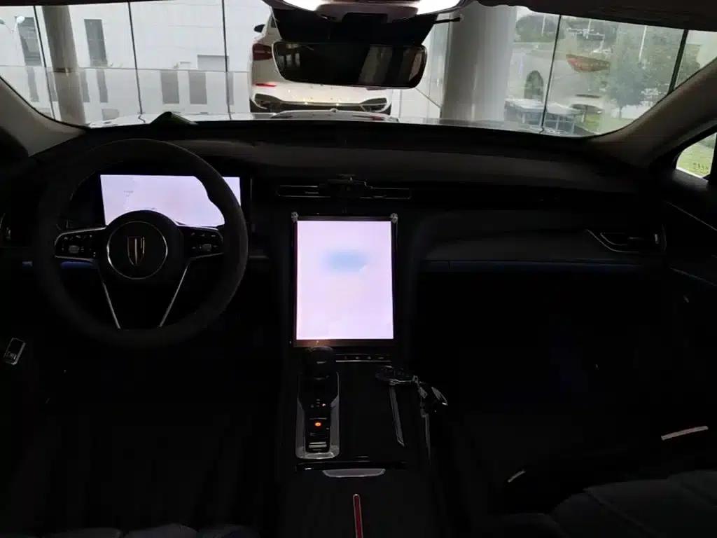 Hongqi H5 2024 2.0T Automatic Intelligent Flagship Edition — миниатюра 16