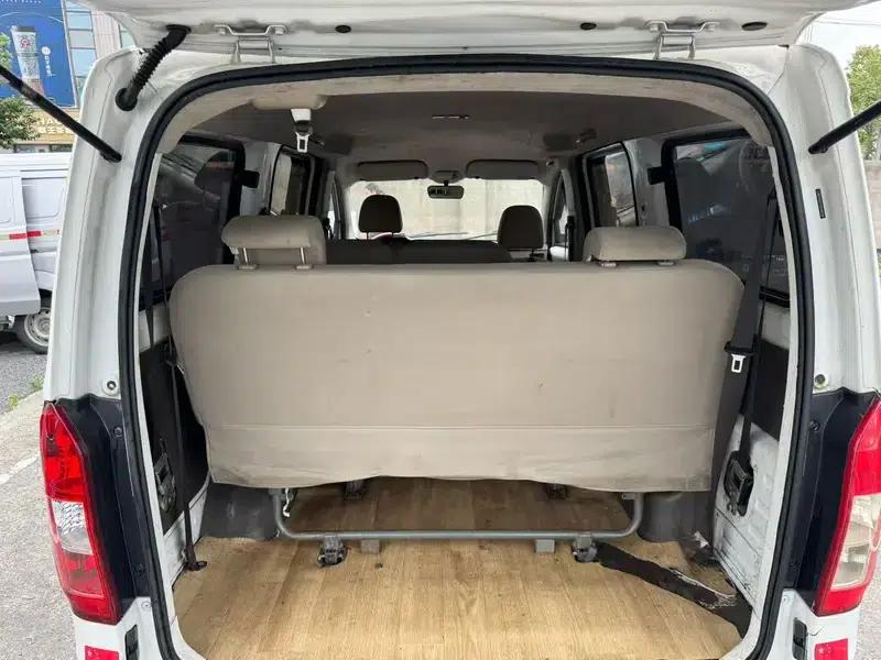 Wuling Rongguang V 2016 1.2L Practical Model (No Power Steering) — миниатюра 9