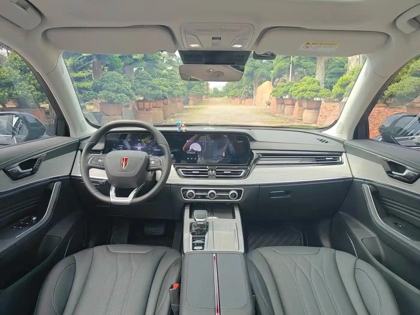Hongqi HS5 2025 2.0T 2WD Flagship Pro Edition — миниатюра 12