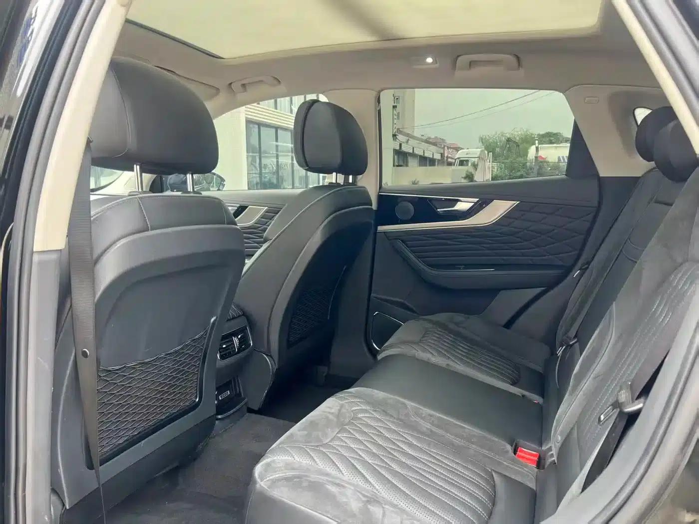 Hongqi HS5 2022 2.0T Intelligent Flagship Enjoy 4WD Edition — миниатюра 6