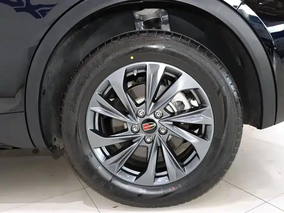 Hongqi HS5 2025 2.0T 2WD Flagship Pro Edition — миниатюра 16