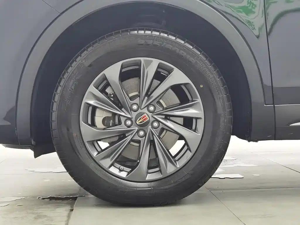 Hongqi HS5 2025 2.0T 2WD Flagship Pro Edition — миниатюра 17