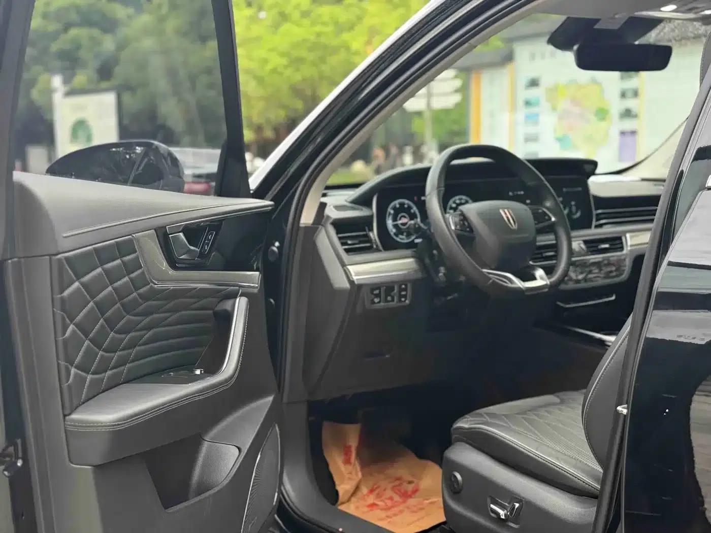 Hongqi HS5 2022 Facelift 2.0T Intelligent Flagship Edition — миниатюра 12