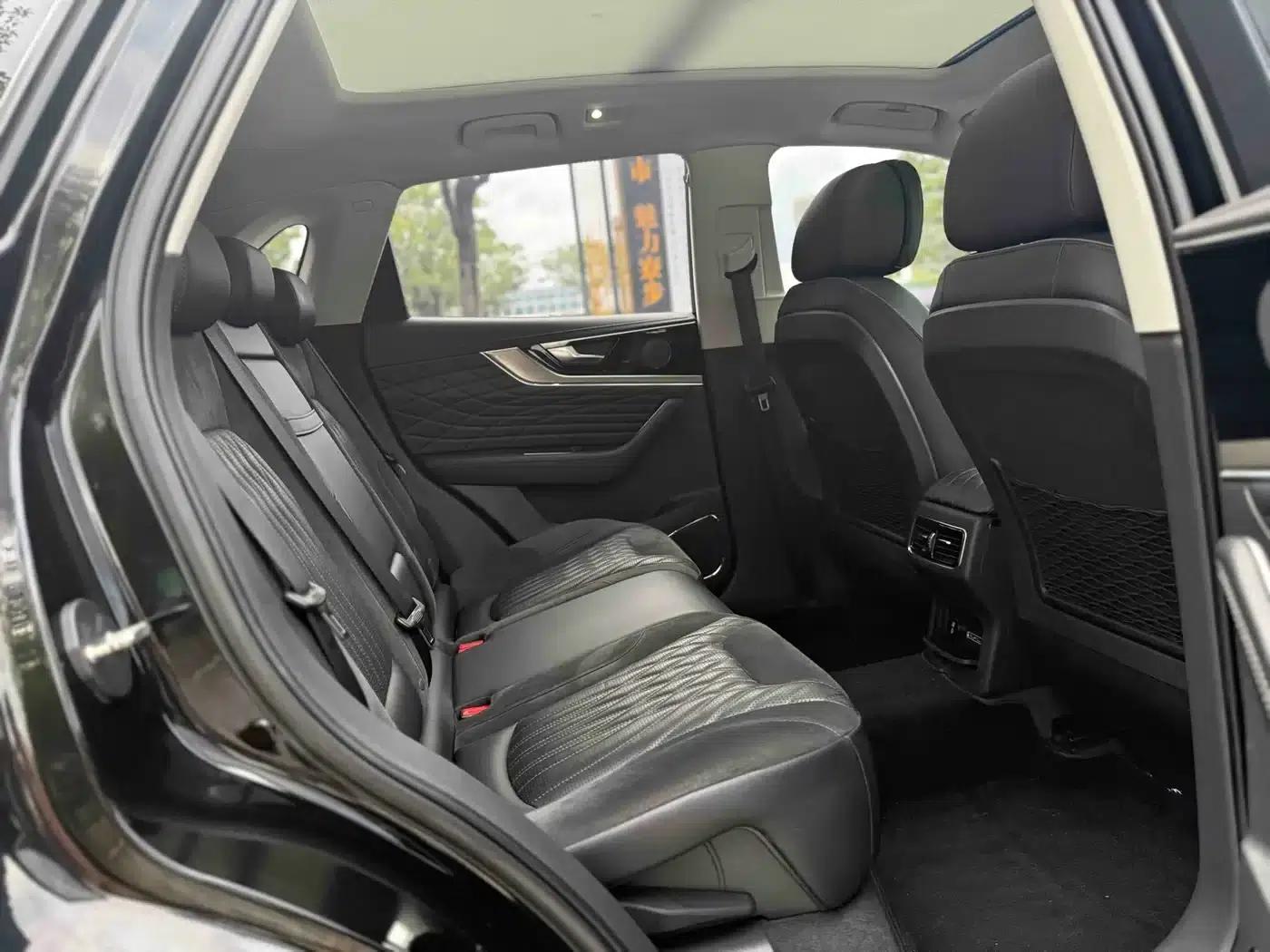Hongqi HS5 2022 Facelift 2.0T Intelligent Flagship Edition — миниатюра 15