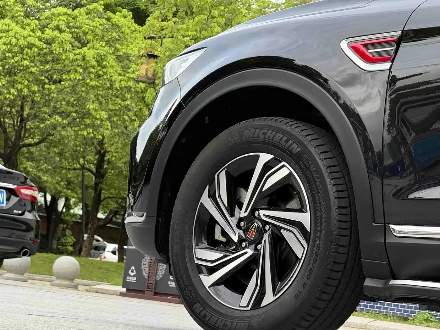 Hongqi HS5 2022 Facelift 2.0T Intelligent Flagship Edition — миниатюра 6