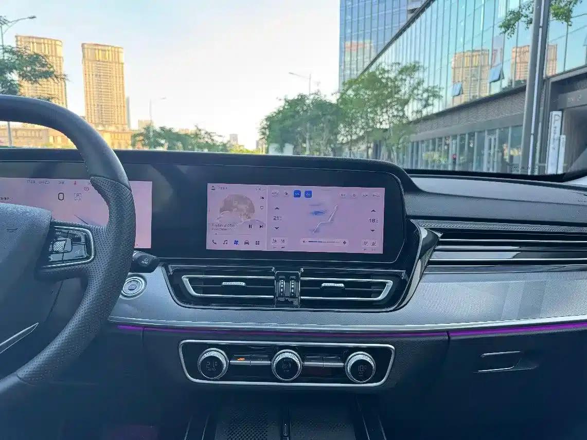 Hongqi HS5 2023 2.0T Flagship Pro Edition — миниатюра 9