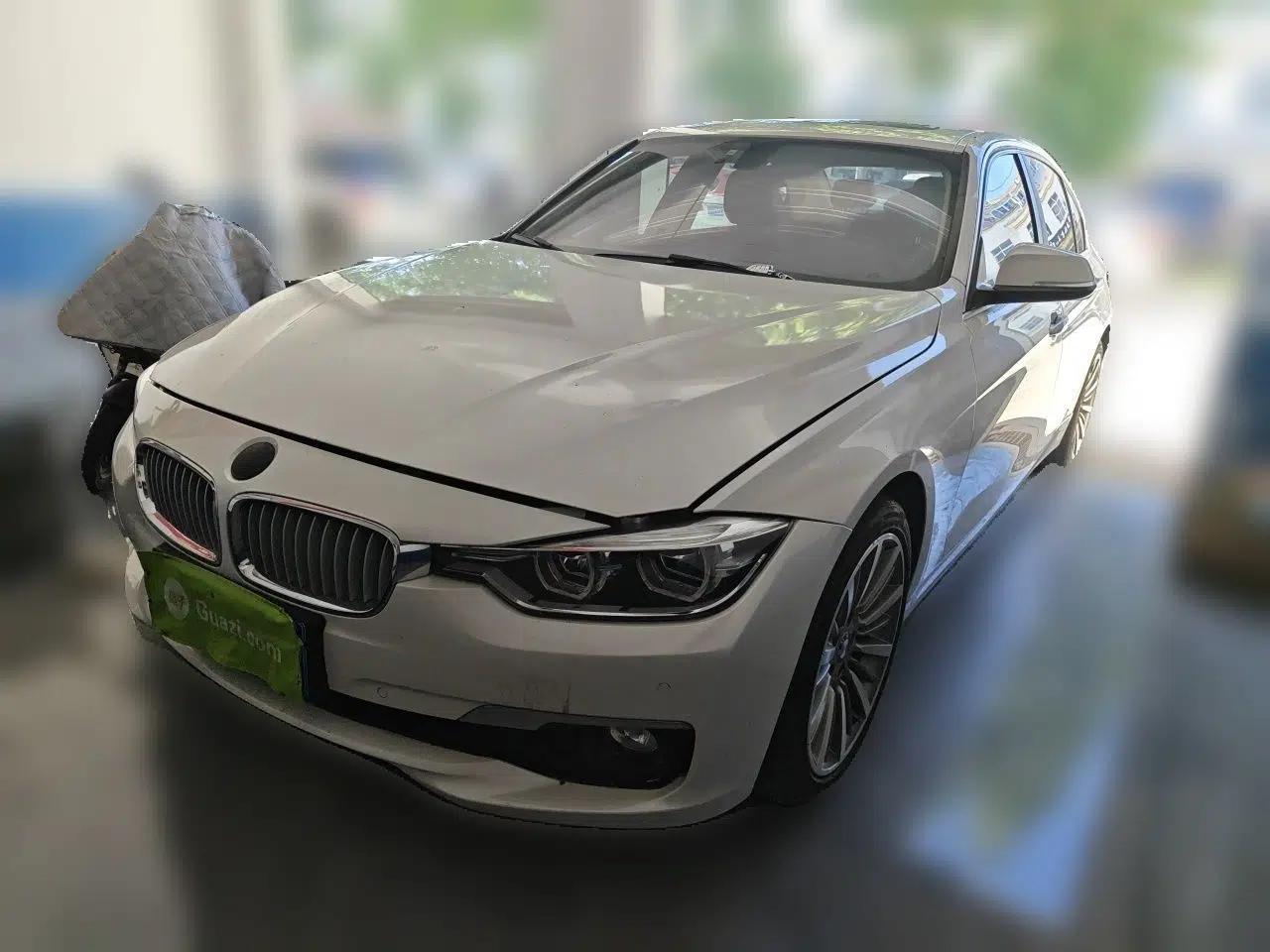 BMW 3 Series 2019 320Li Fashion Model — миниатюра 1