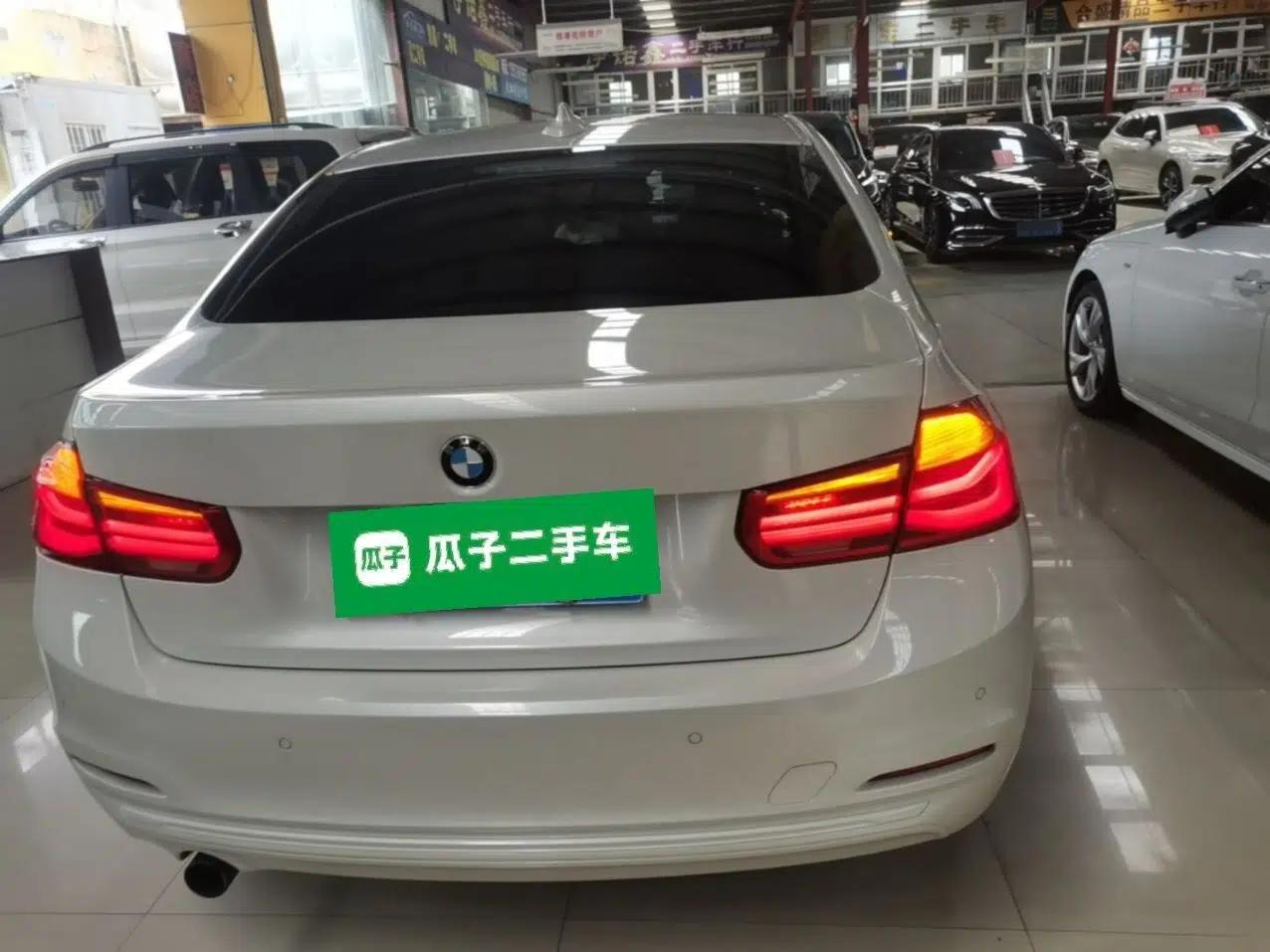 BMW 3 Series 2016 316i Fashion Model — миниатюра 5