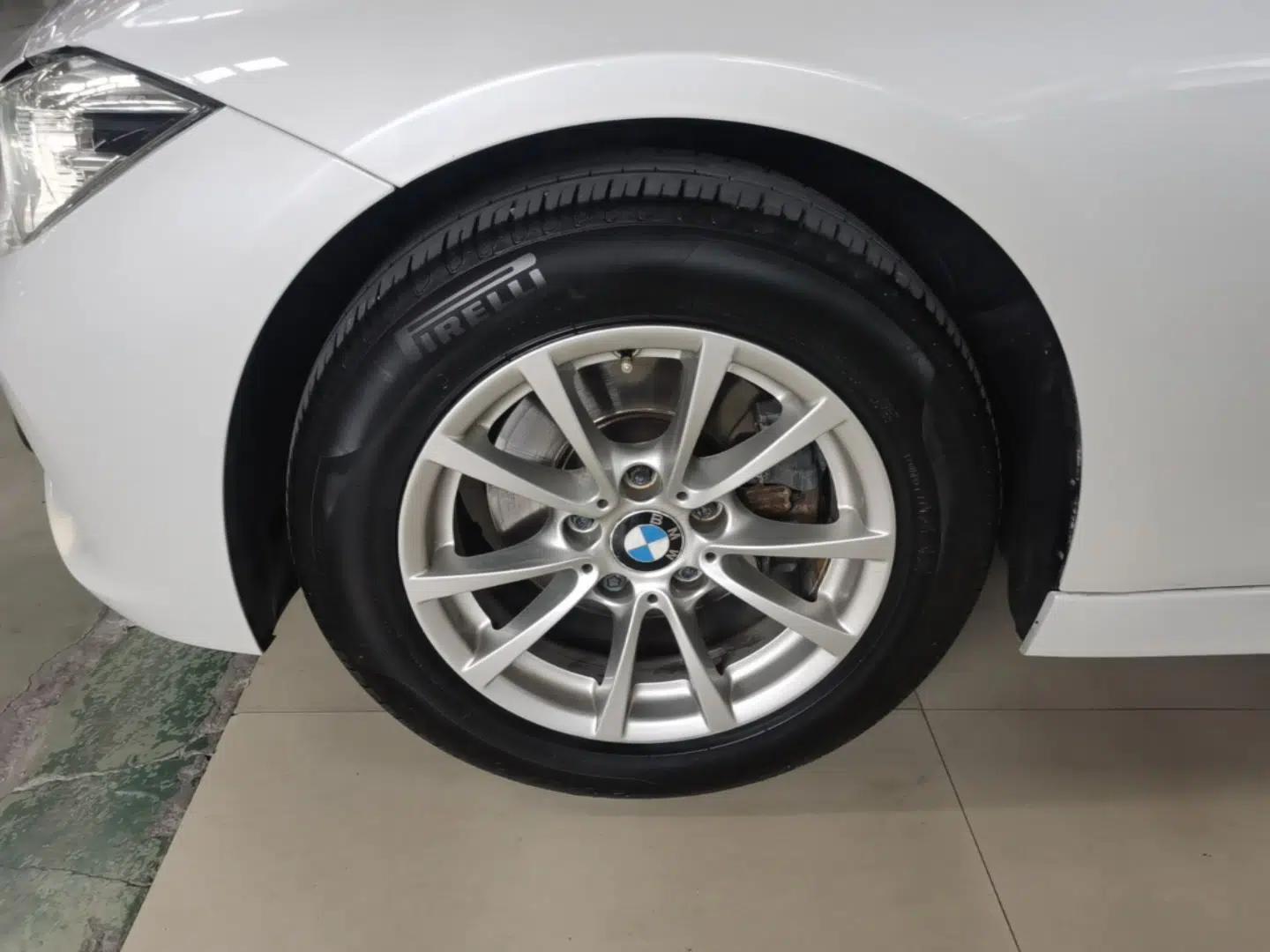 BMW 3 Series 2016 316i Fashion Model — миниатюра 10