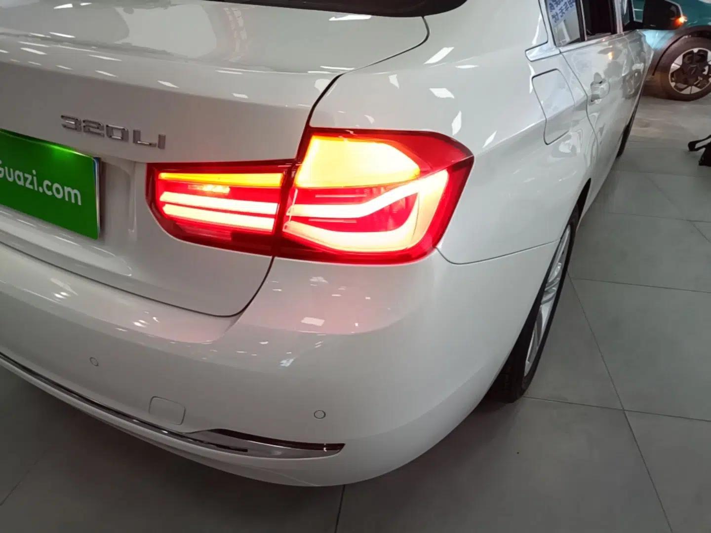 BMW 3 Series 2016 320Li Fashion Model — миниатюра 9