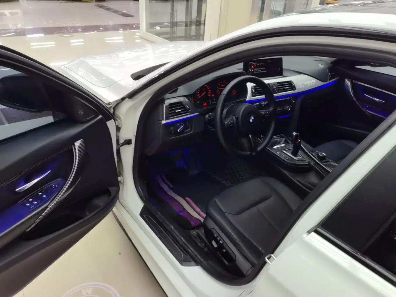 BMW 3 Series 2015 316Li Fashion Model — миниатюра 18