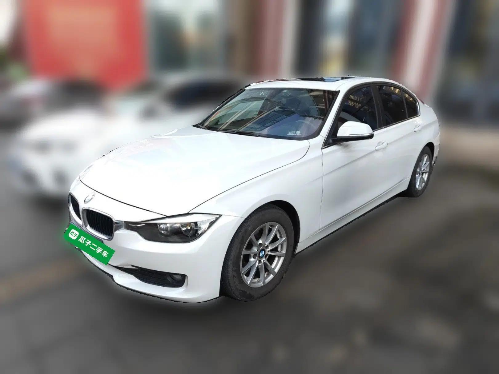 BMW 3 Series 2015 316i Active Edition — миниатюра 1