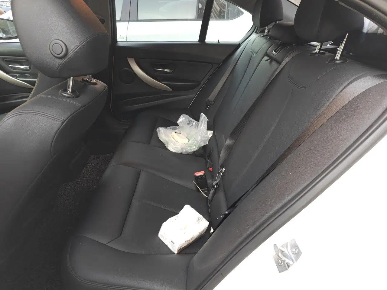 BMW 3 Series 2015 316i Active Edition — миниатюра 17