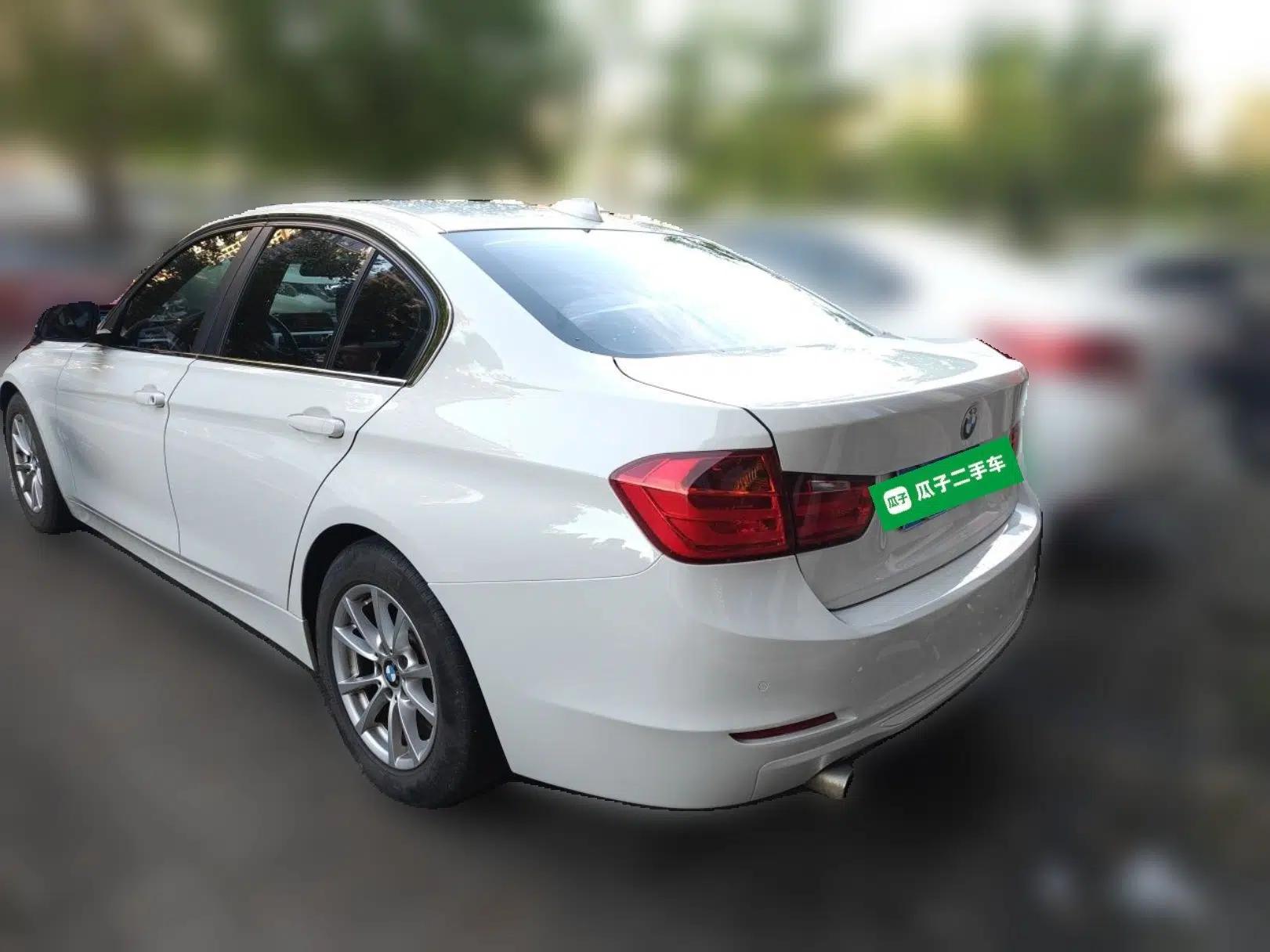 BMW 3 Series 2015 316i Active Edition — миниатюра 4