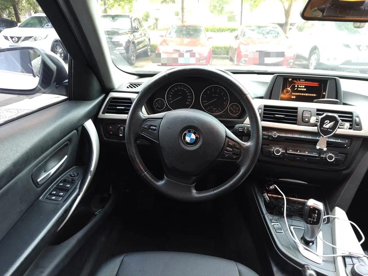 BMW 3 Series 2015 316i Active Edition — миниатюра 10