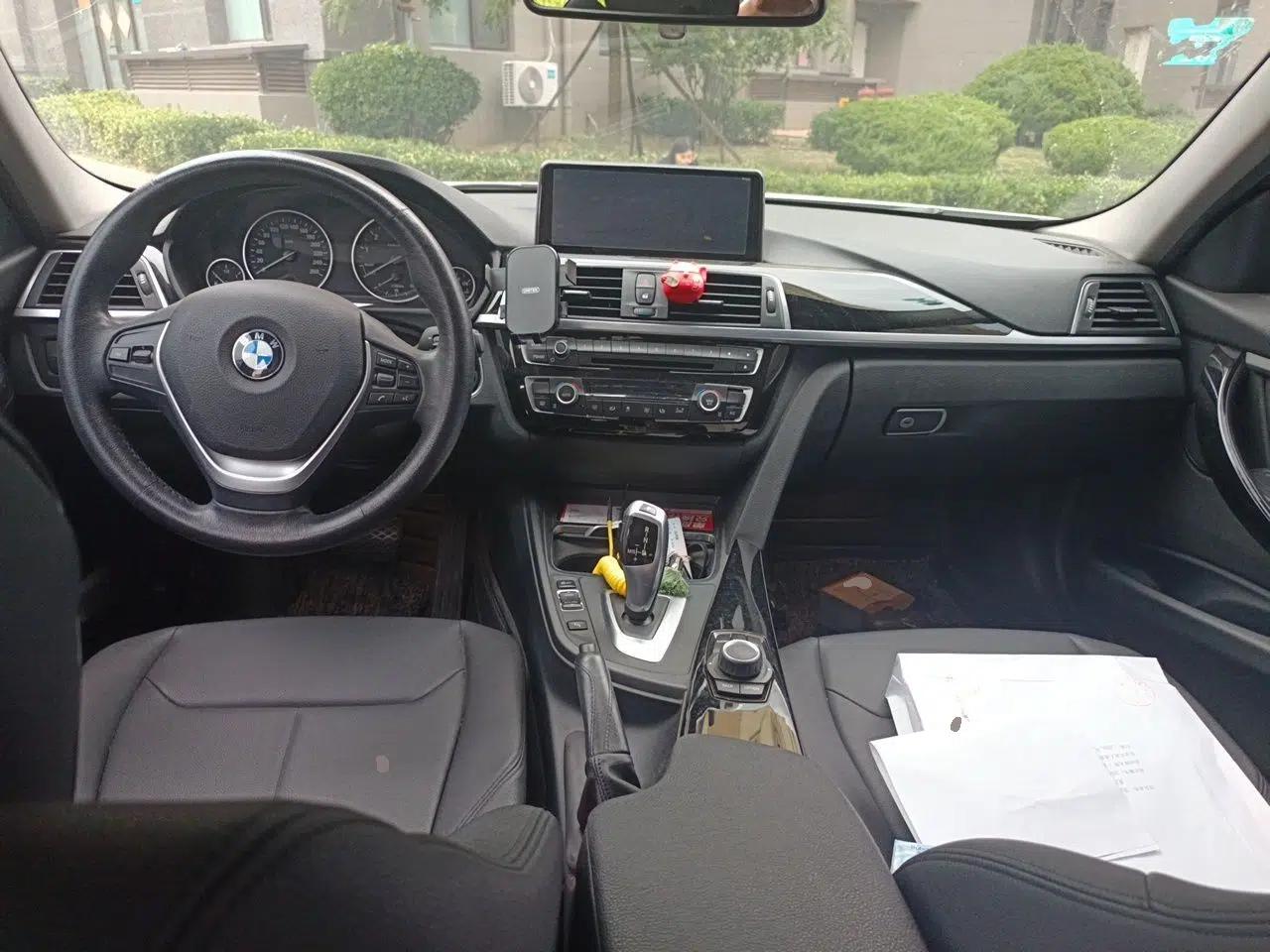 BMW 3 Series 2017 320Li Fashion Model — миниатюра 9