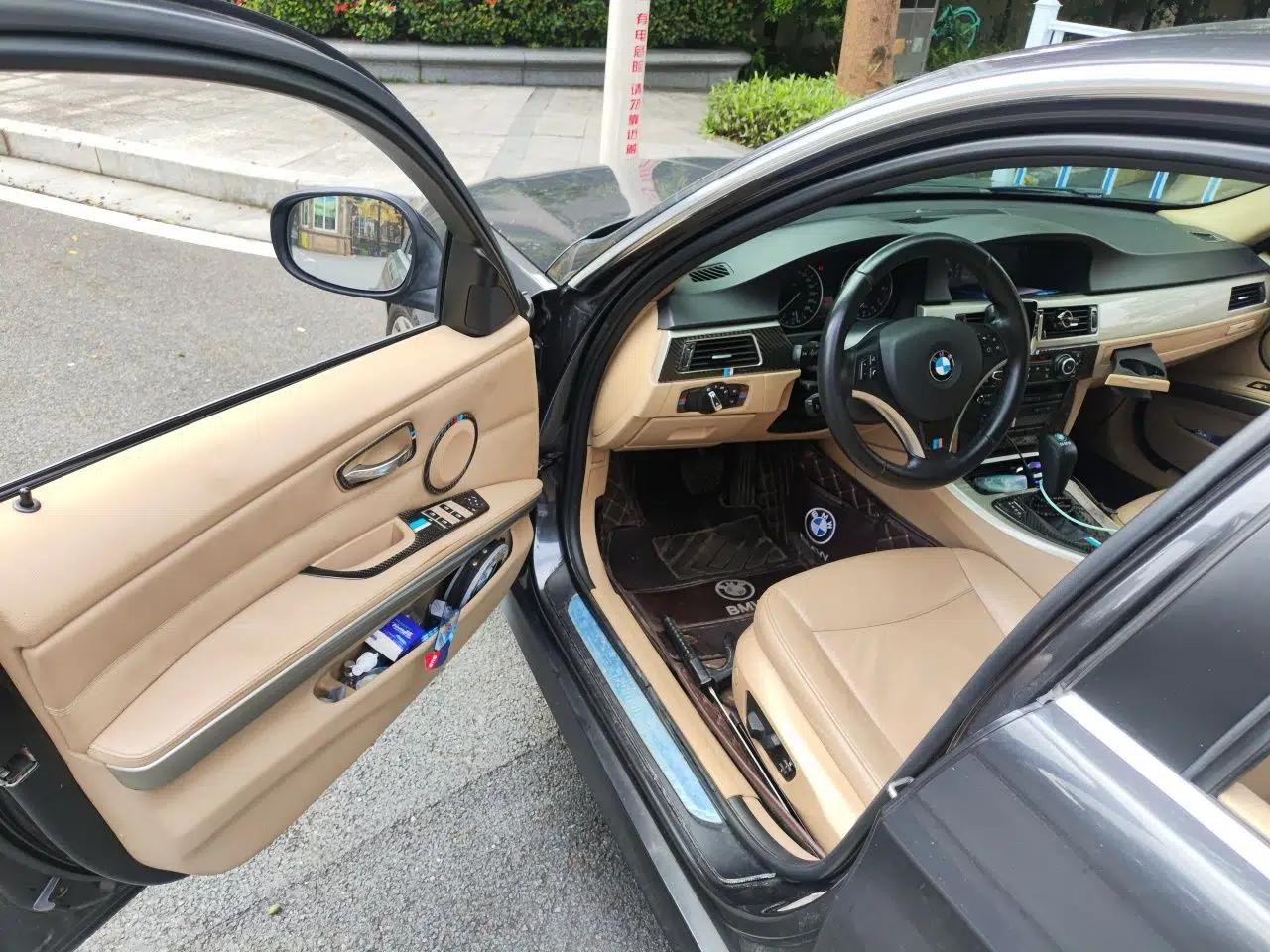 BMW 3 Series 2012 320i Luxury Edition — миниатюра 16