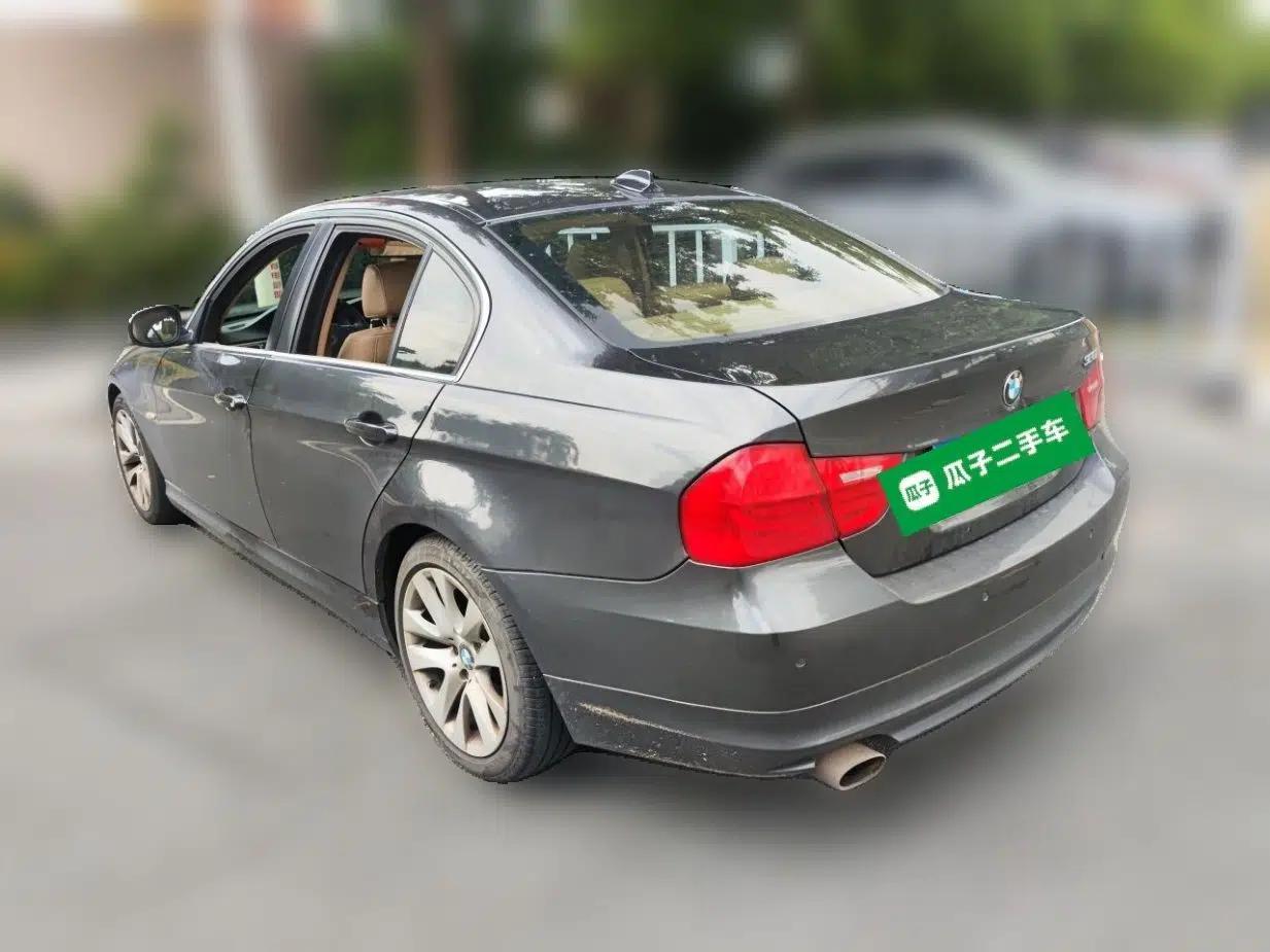 BMW 3 Series 2012 320i Luxury Edition — миниатюра 4