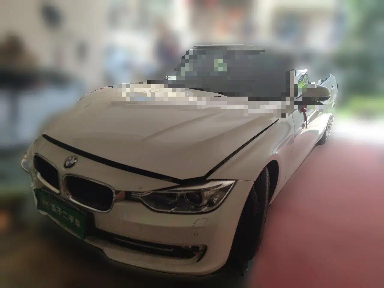 BMW 3 Series 2015 316Li Fashion Model — миниатюра 1