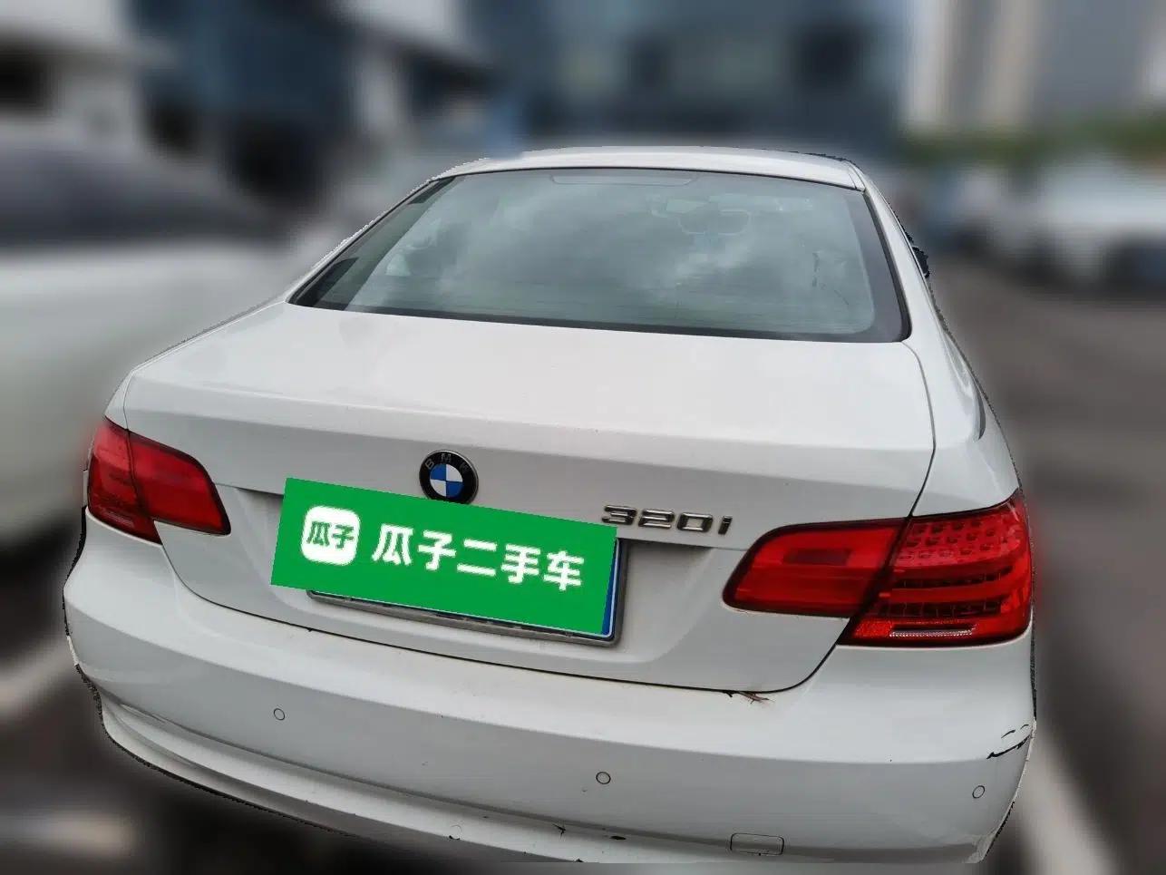 BMW 3 Series 2011 320i Coupe — миниатюра 5