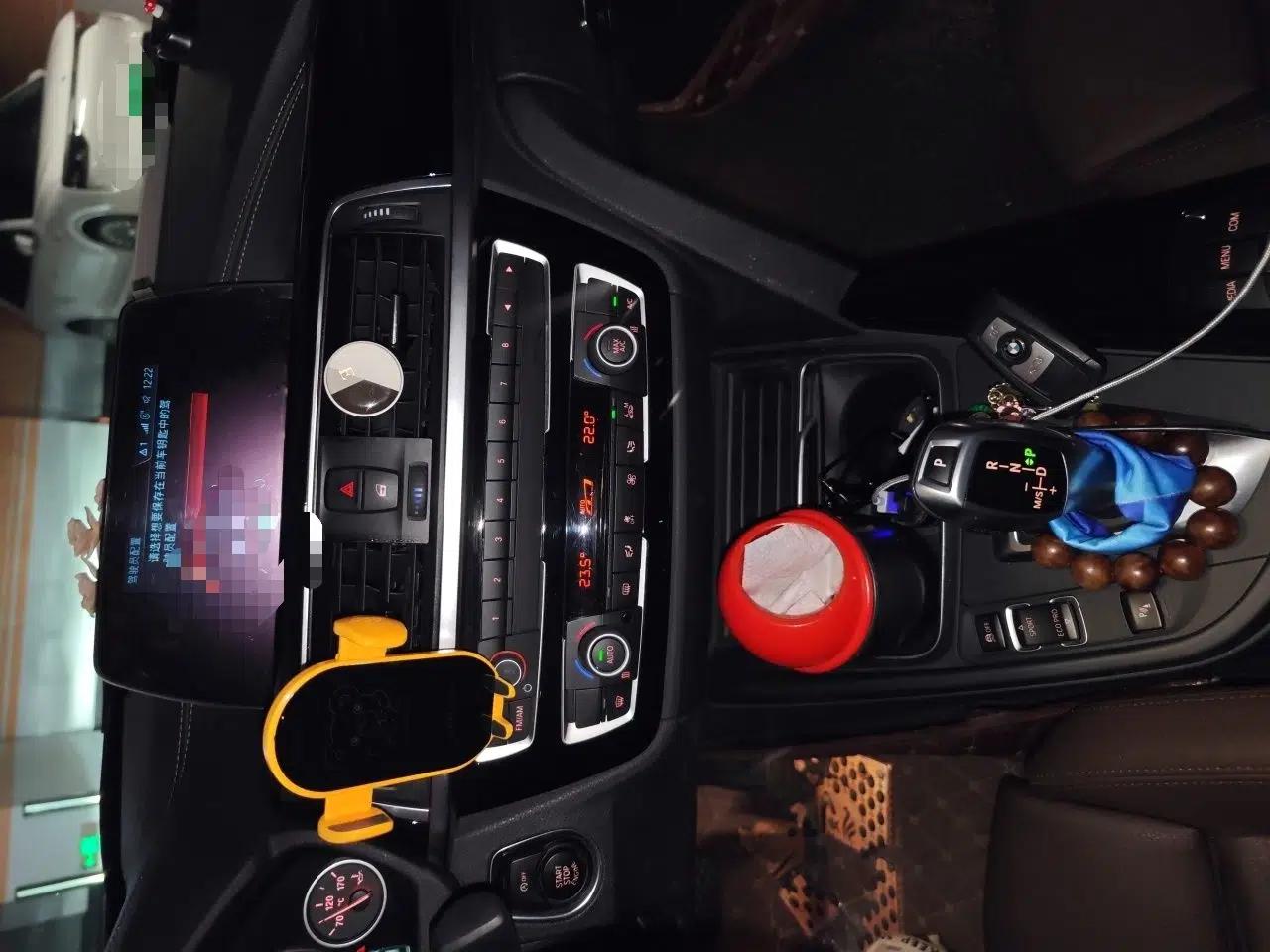 BMW 3 Series 2018 320Li Fashion Model — миниатюра 13