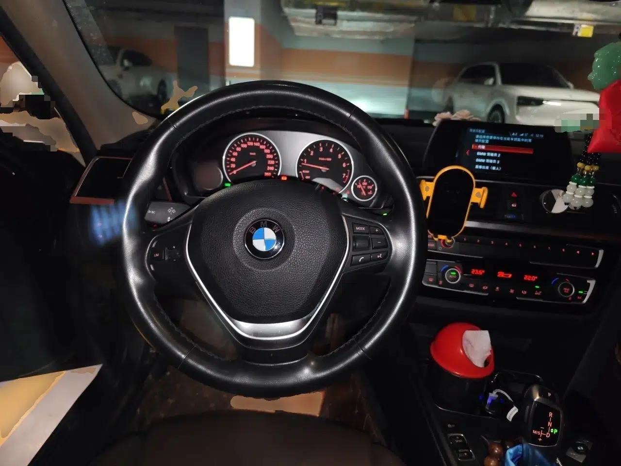 BMW 3 Series 2018 320Li Fashion Model — миниатюра 10