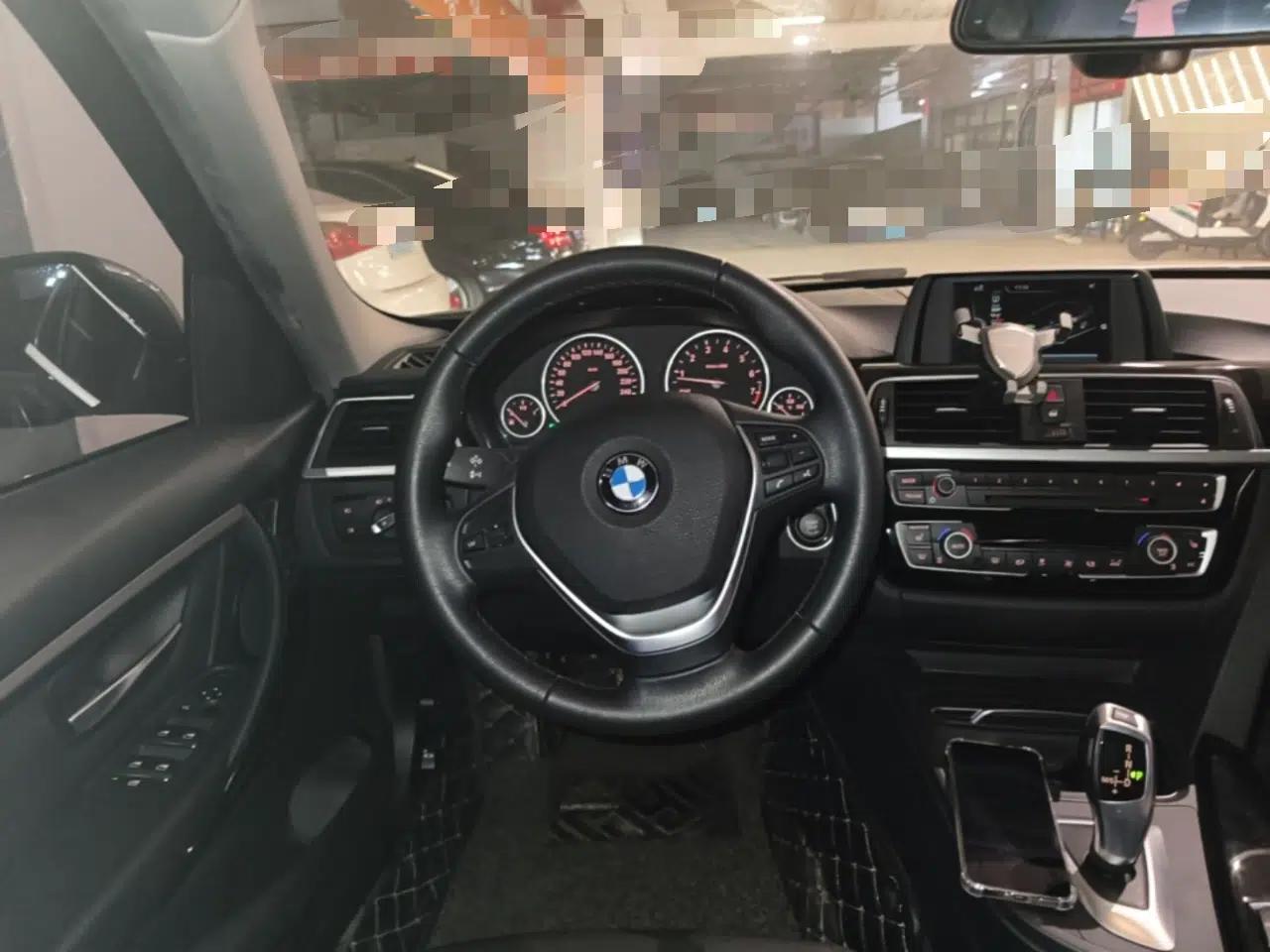 BMW 3 Series 2017 320Li Fashion Model — миниатюра 13
