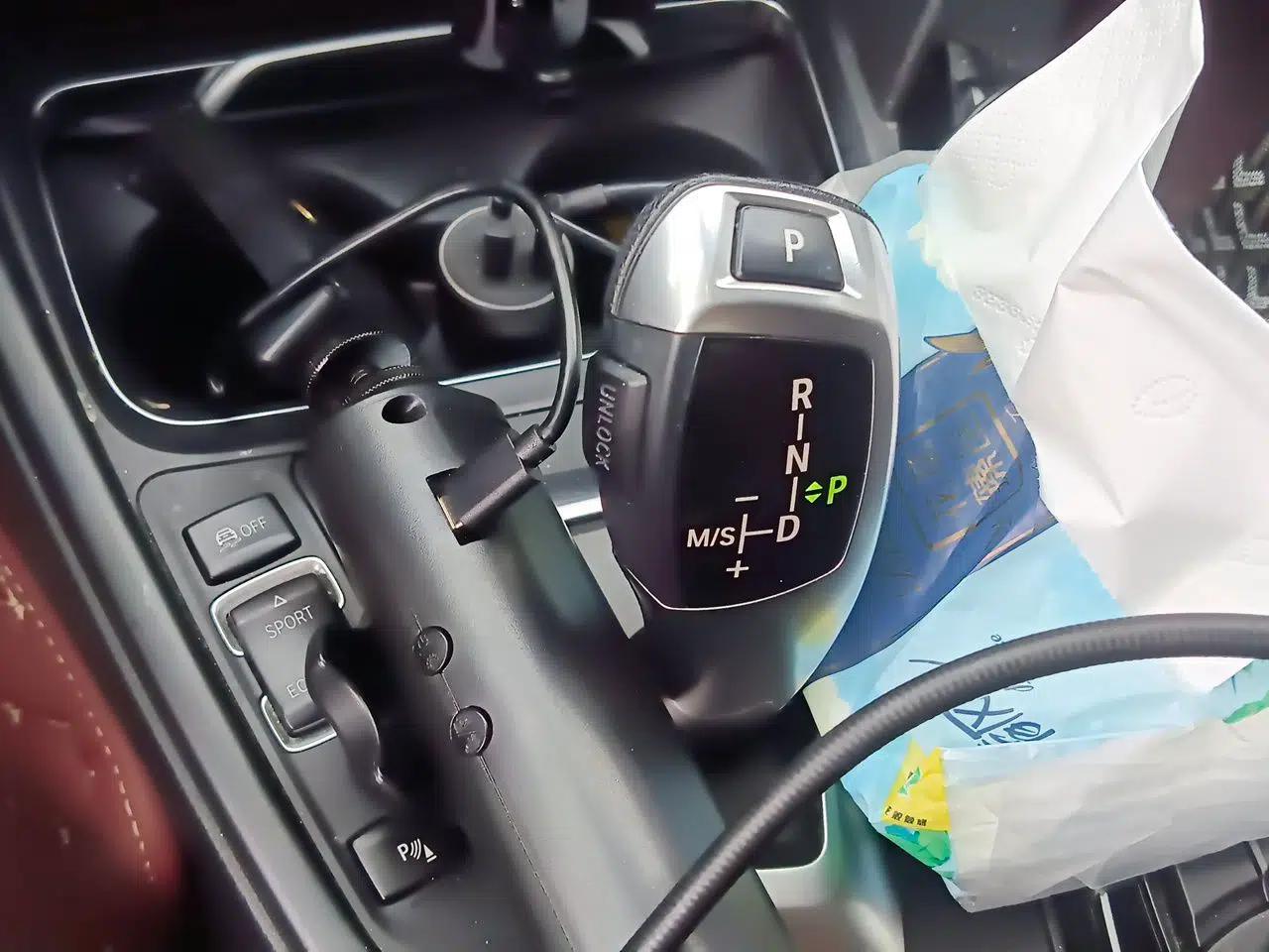 BMW 3 Series 2018 320Li Fashion Model — миниатюра 14
