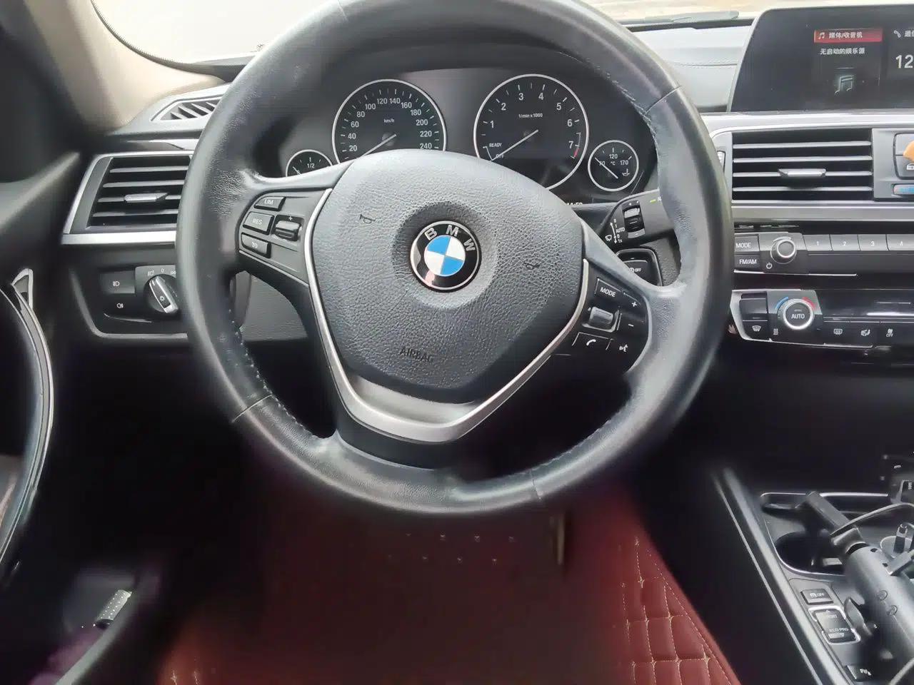 BMW 3 Series 2018 320Li Fashion Model — миниатюра 10