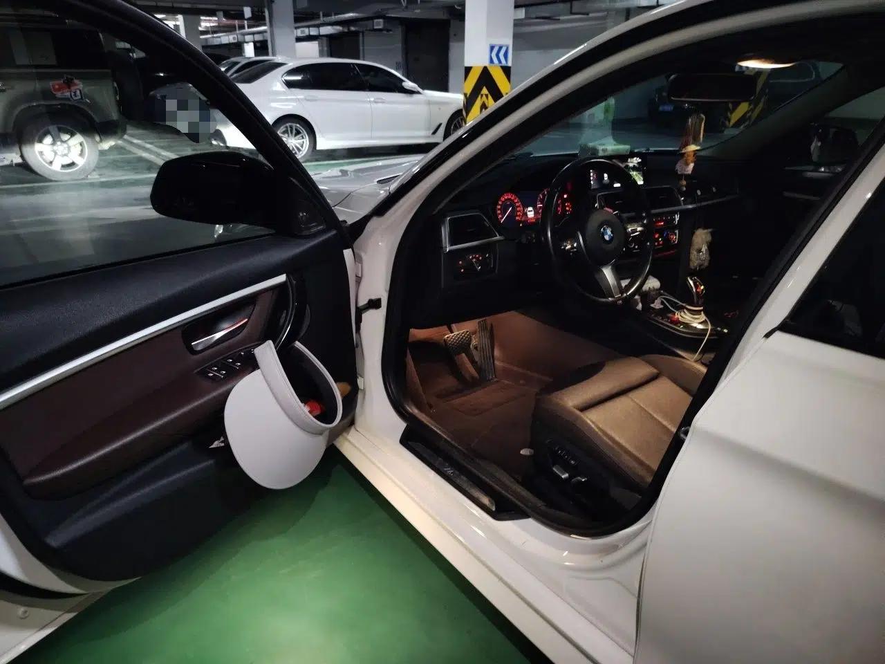 BMW 3 Series 2018 320Li M Sport Night Edition — миниатюра 16