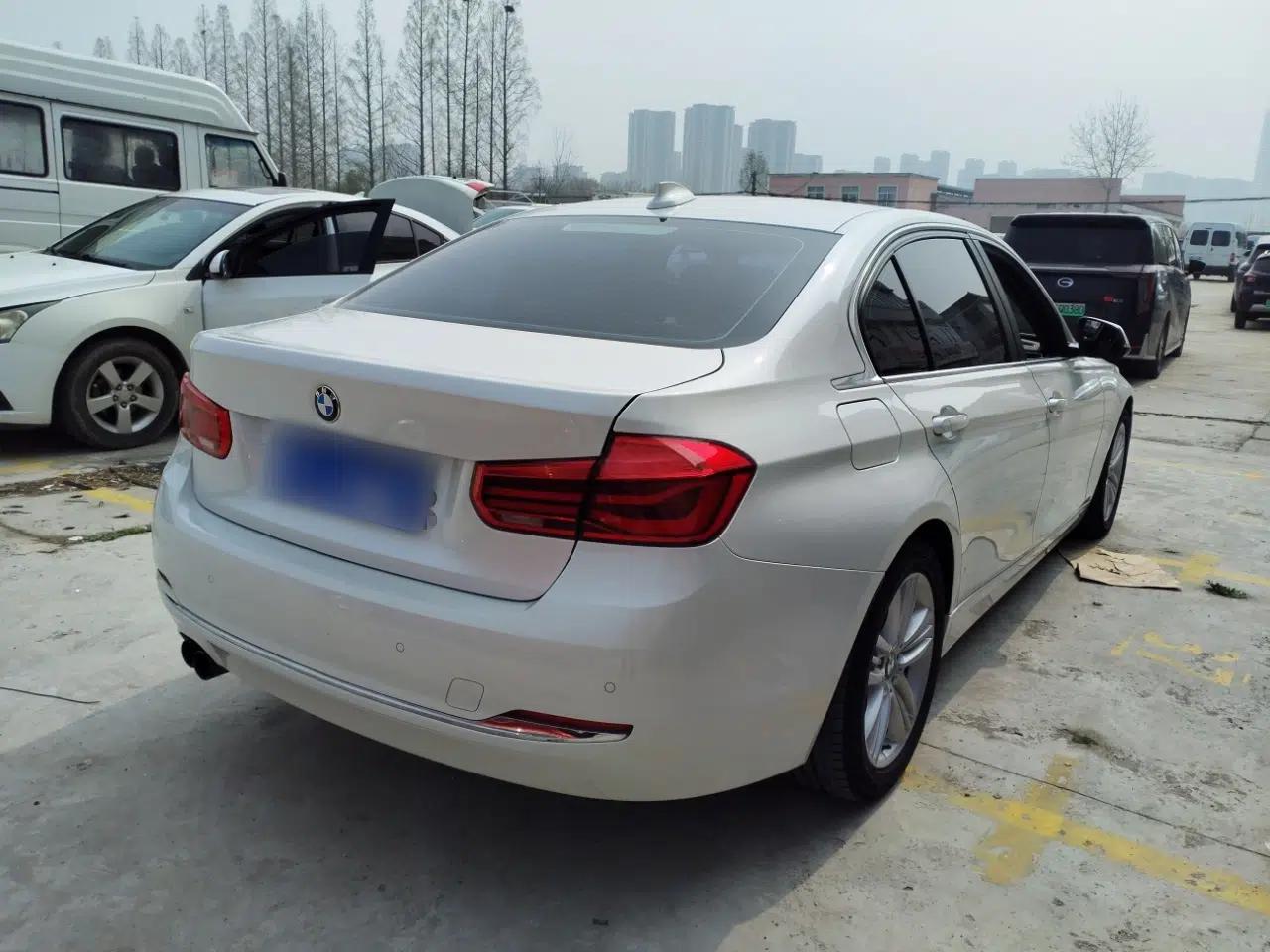 BMW 3 Series 2017 320Li Fashion Model — миниатюра 6