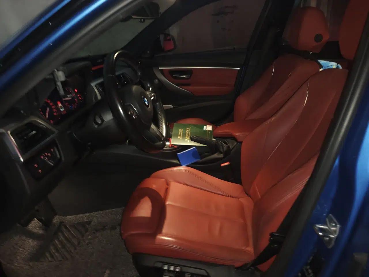 BMW 3 Series 2018 330i M Sport Night Edition — миниатюра 14