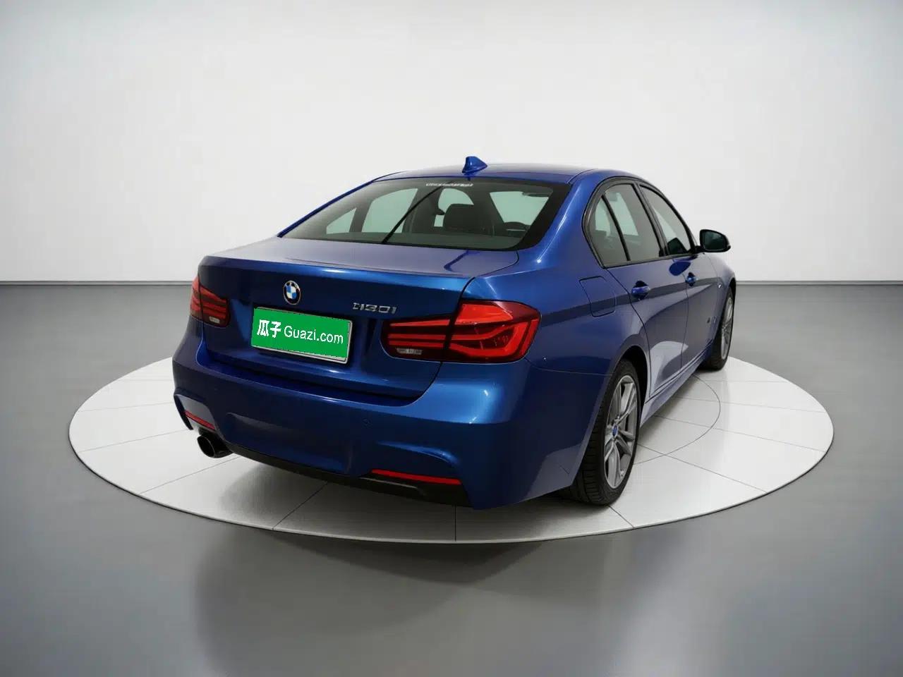 BMW 3 Series 2018 330i M Sport Night Edition — миниатюра 6