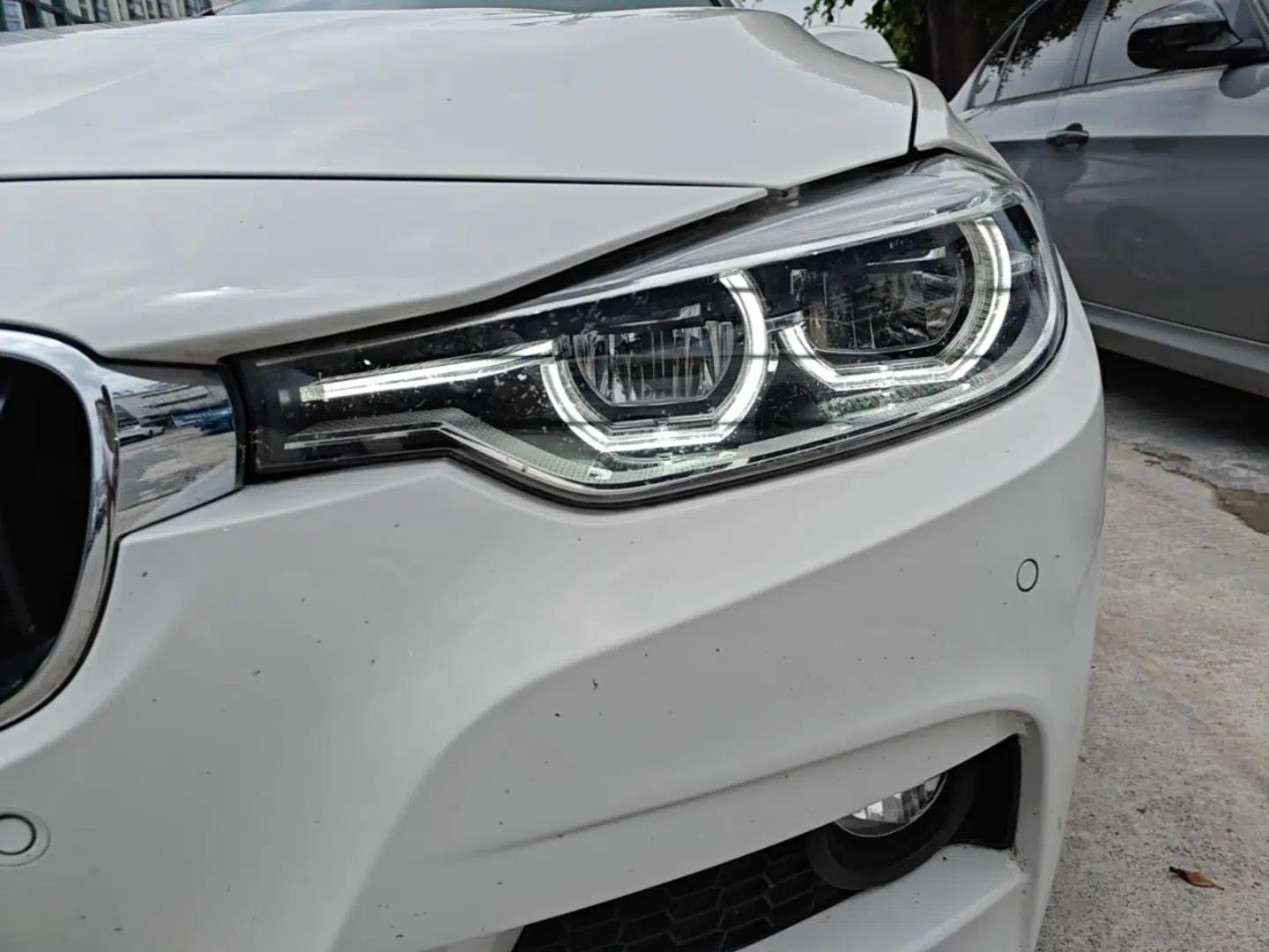 BMW 3 Series 2018 320i M Sport Package — миниатюра 8