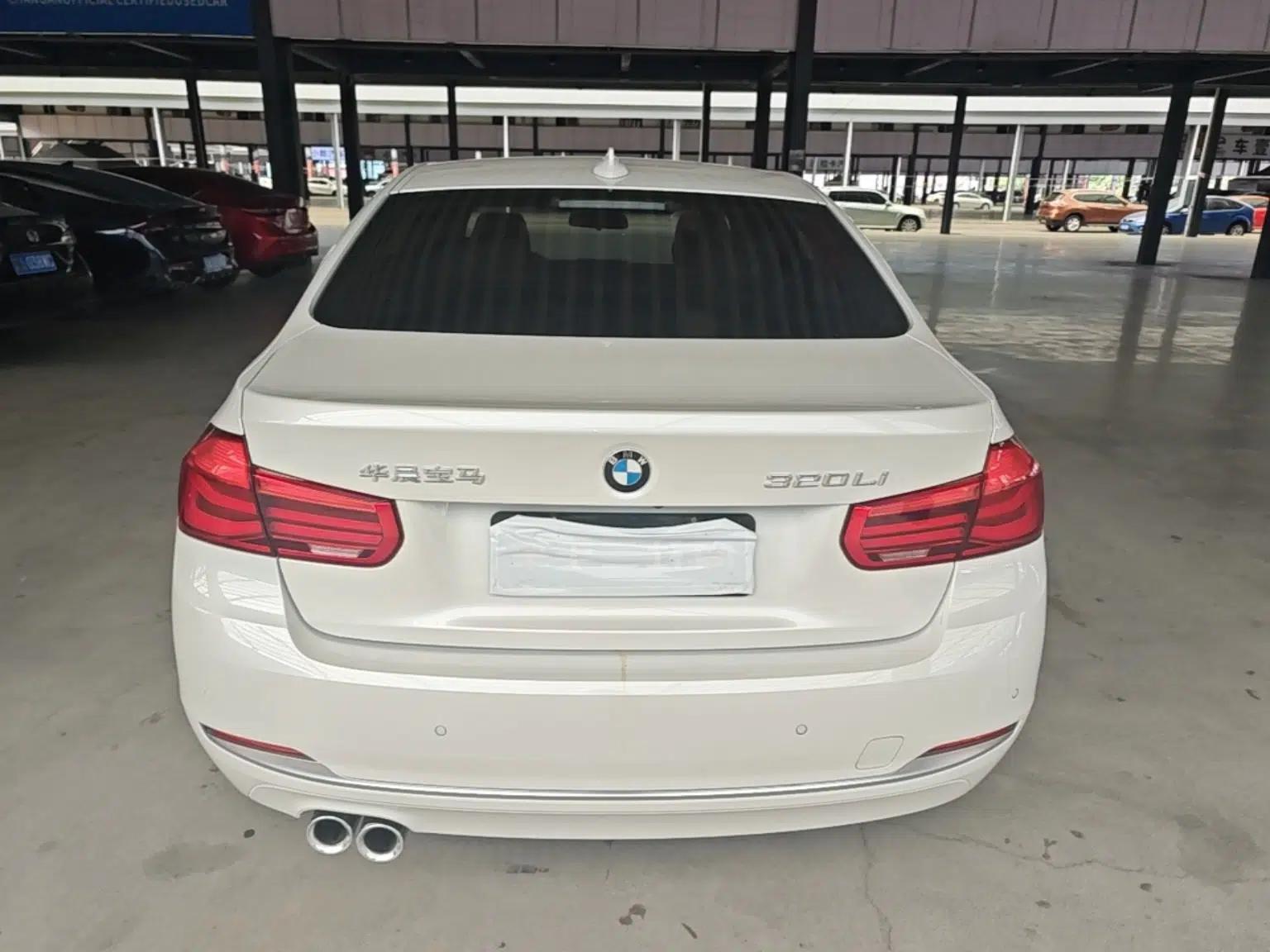 BMW 3 Series 2019 320Li Fashion Model — миниатюра 5