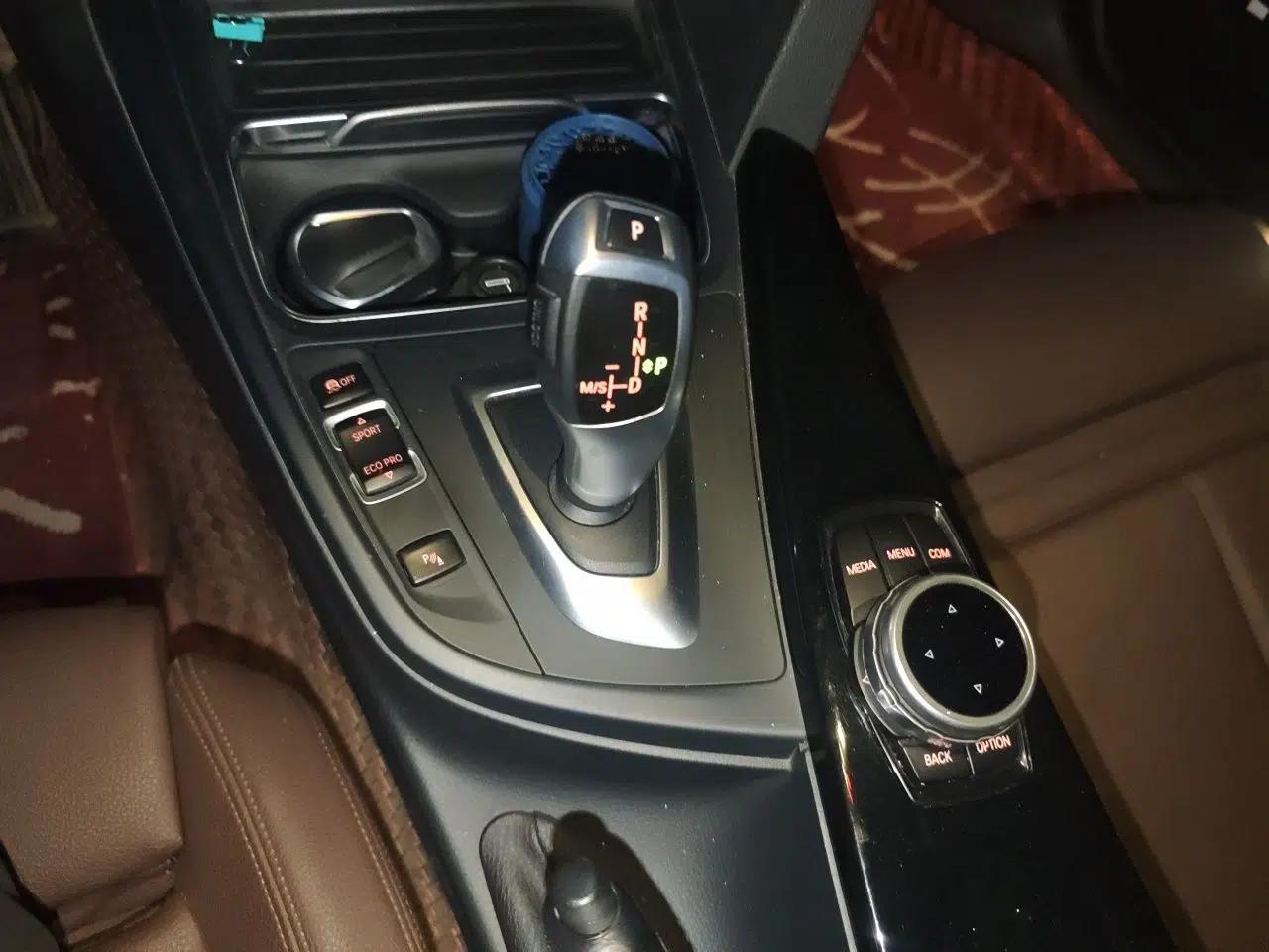 BMW 3 Series 2018 320Li Fashion Model — миниатюра 14