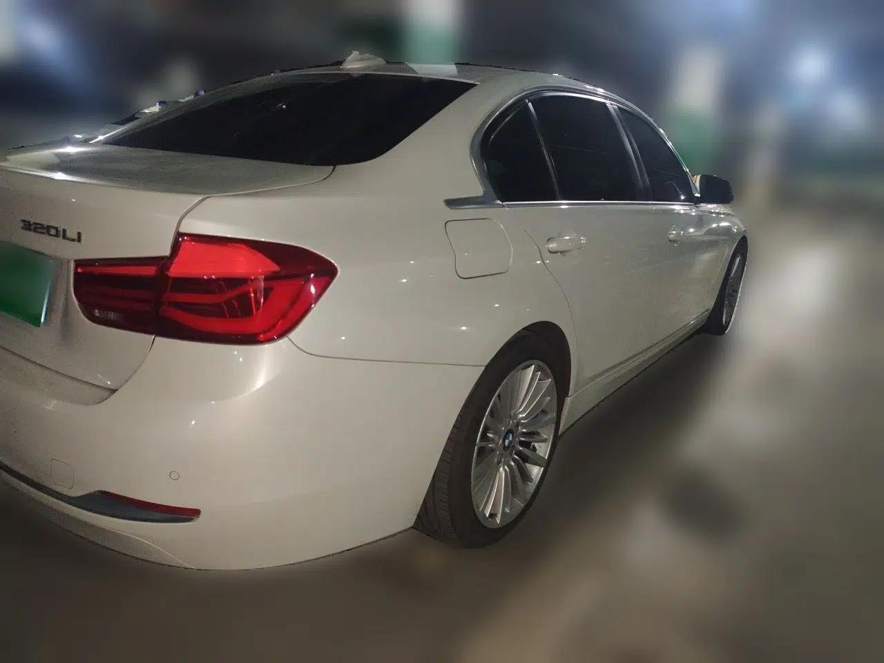 BMW 3 Series 2018 320Li Fashion Model — миниатюра 6