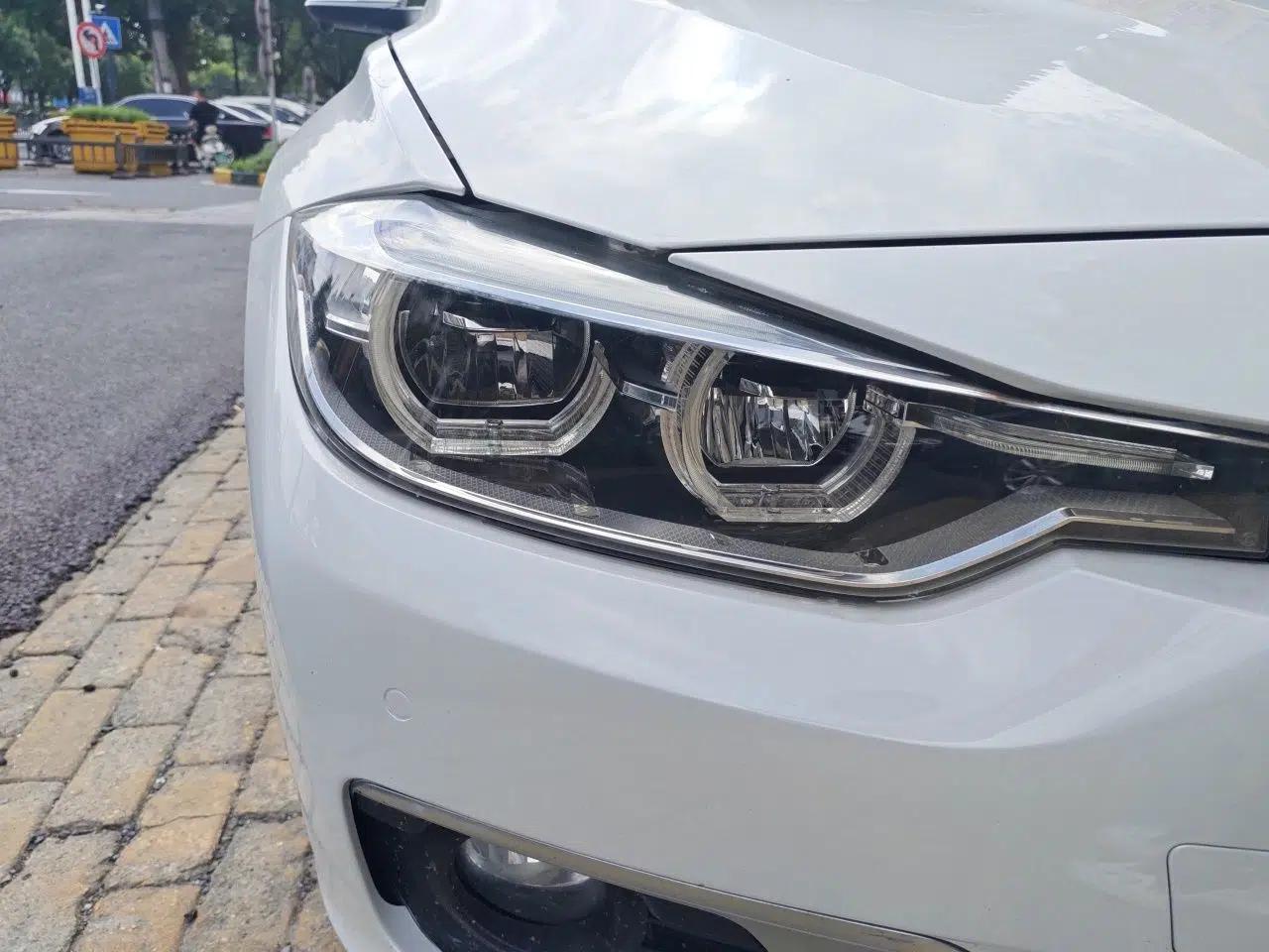 BMW 3 Series 2019 320Li Fashion Model — миниатюра 7