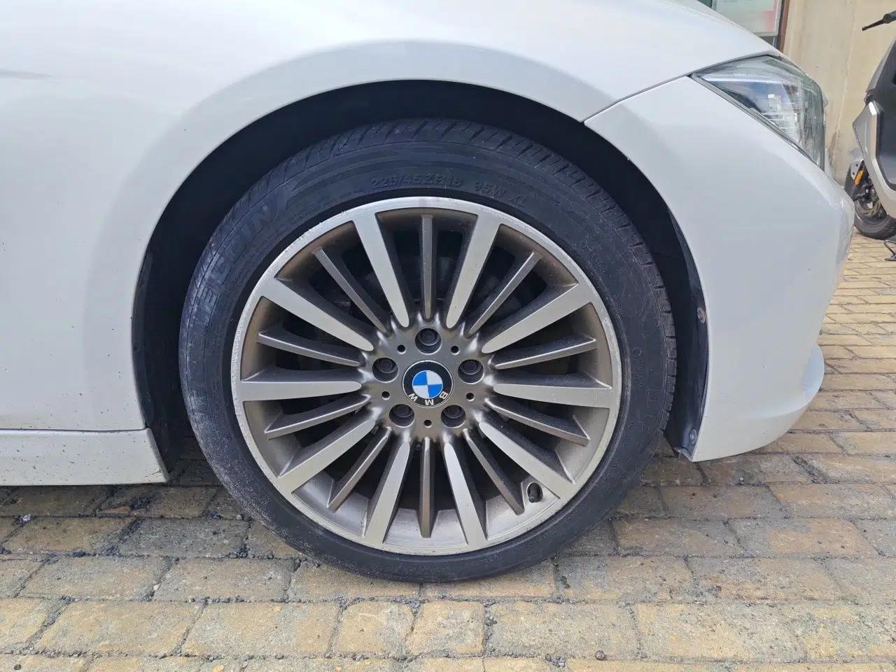 BMW 3 Series 2019 320Li Fashion Model — миниатюра 8