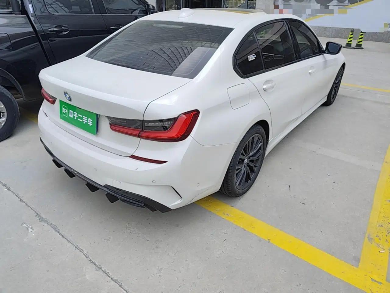 BMW 3 Series 2020 325Li M Sport Night Edition Package — миниатюра 6