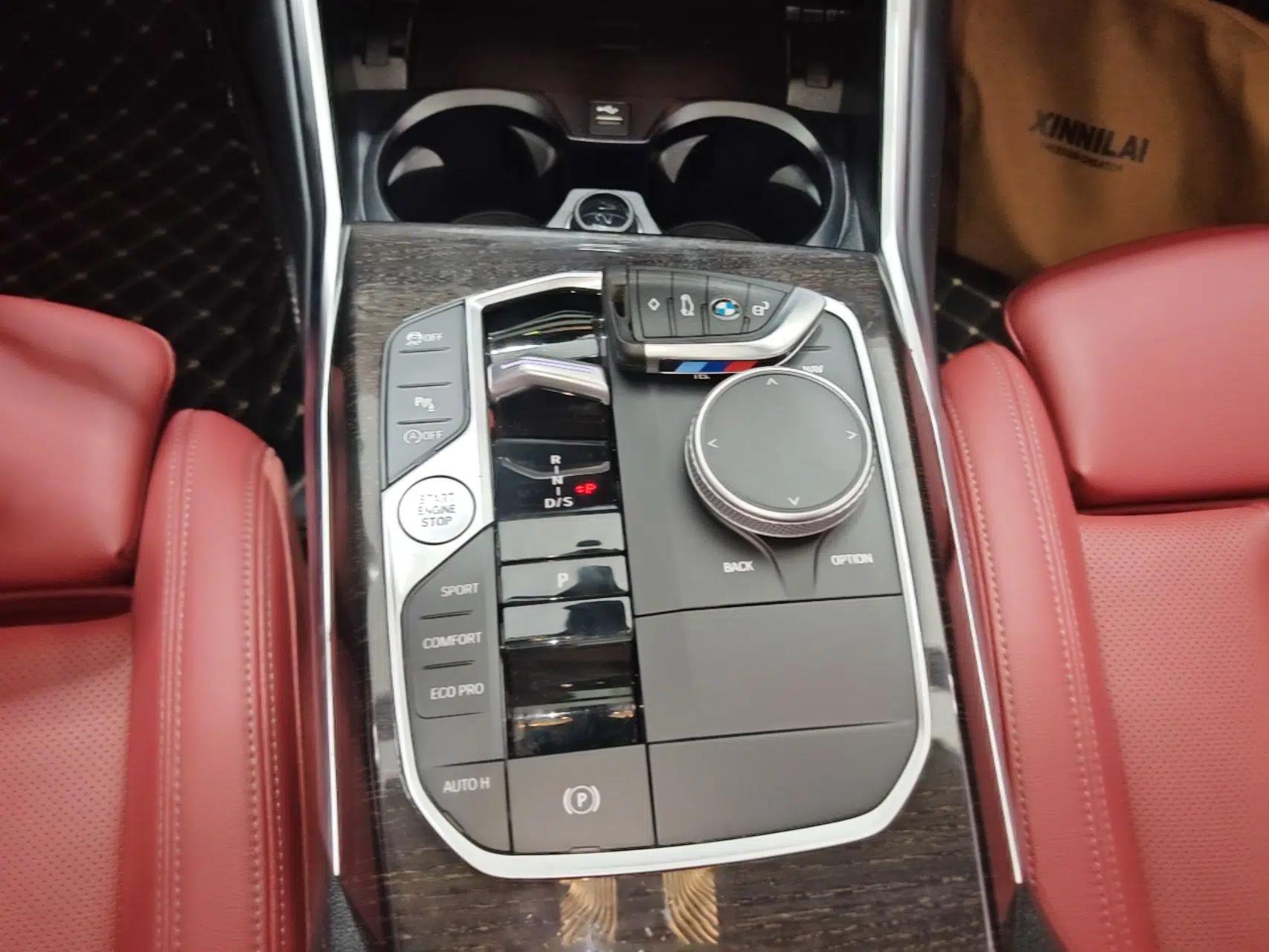 BMW 3 Series 2023 325Li M Sport Package — миниатюра 16