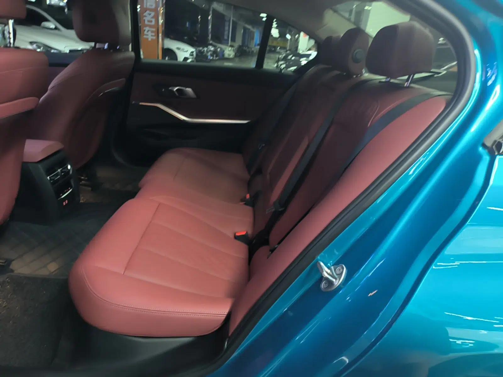 BMW 3 Series 2023 325Li M Sport Night Edition Package — миниатюра 20