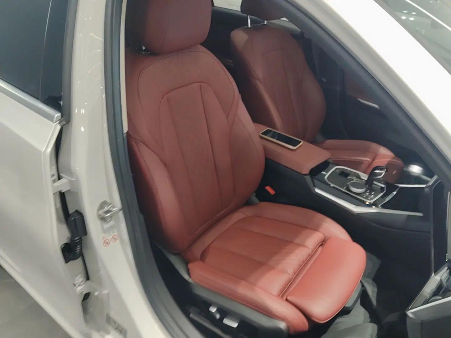 BMW 3 Series 2022 320Li M Sport Package — миниатюра 24
